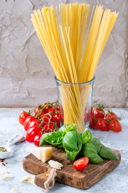 Ingrédients pour sauce à spaghetti