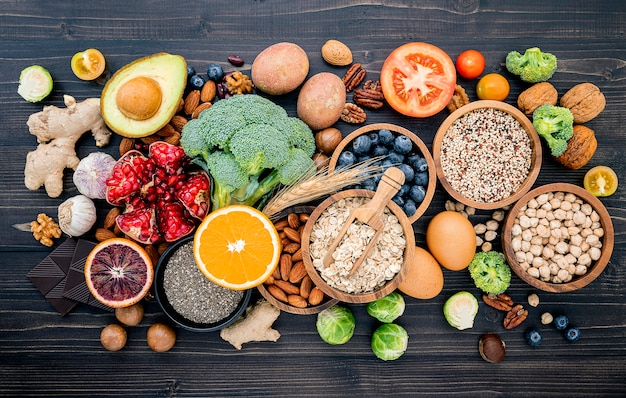 Ingrédients pour la sélection d'aliments sains mis en place.