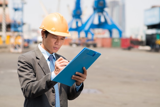 Inspecteur au travail