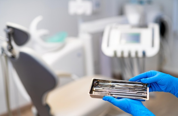 Instruments dentaires spéciaux de clinique Outils médicaux de soins de santé de dents stériles