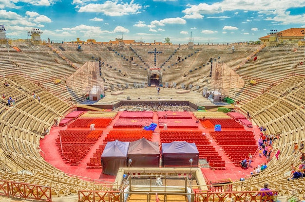 Intérieur de l'amphithéâtre romain d'arène de Vérone à Vérone Italie