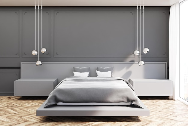 Intérieur de chambre gris avec parquet, lit principal avec deux tables de chevet et fenêtre panoramique. maquette de rendu 3d