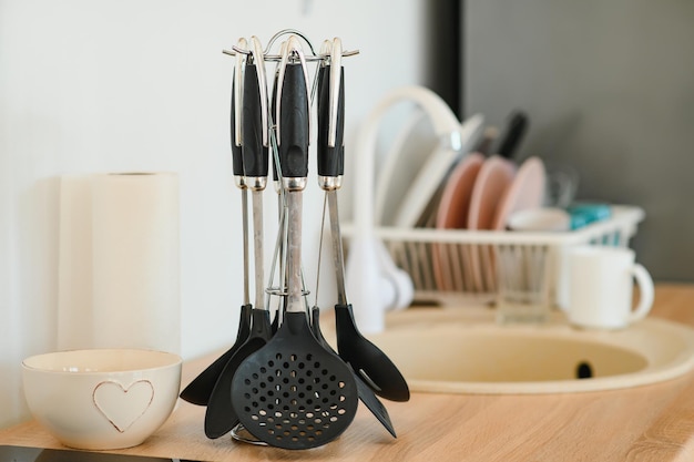 Photo intérieur de cuisine moderne et confortable