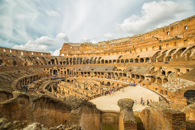 À l'intérieur du Colisée à Rome Italie