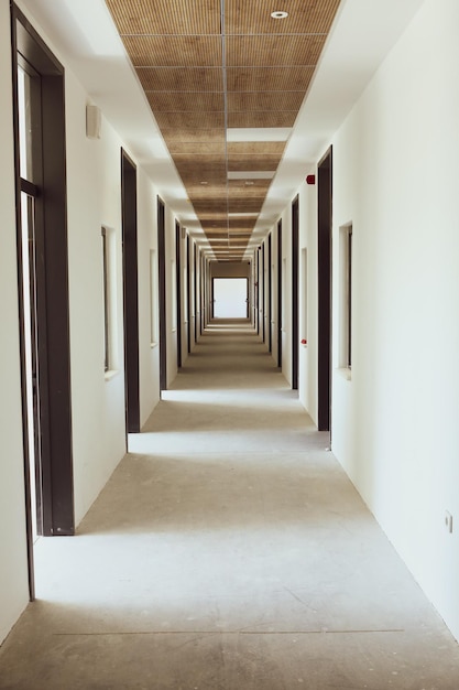 intérieur du couloir de la maison de luxe