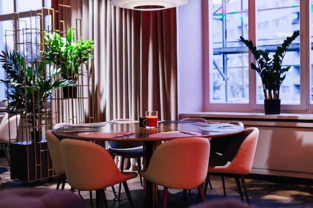 Intérieur d'un restaurant gastronomique chinois ultra moderne