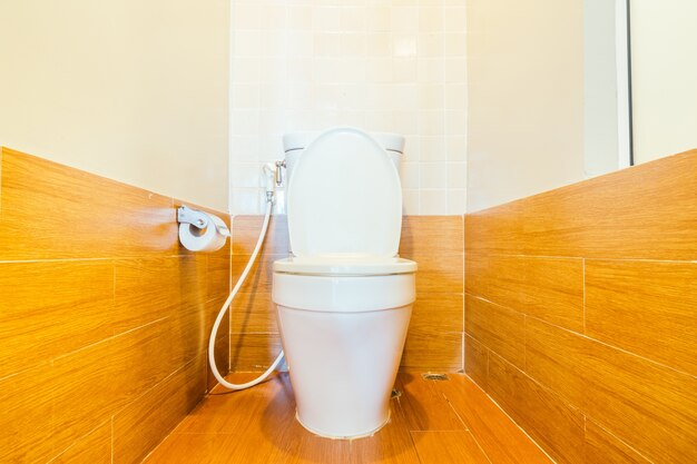 Intérieur de la salle de toilette