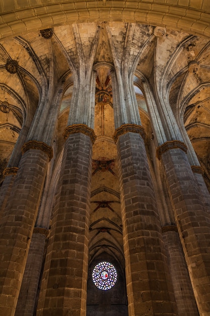 Intérieur de Santa Maria del Mar, la plus belle église gothique de Barcelone