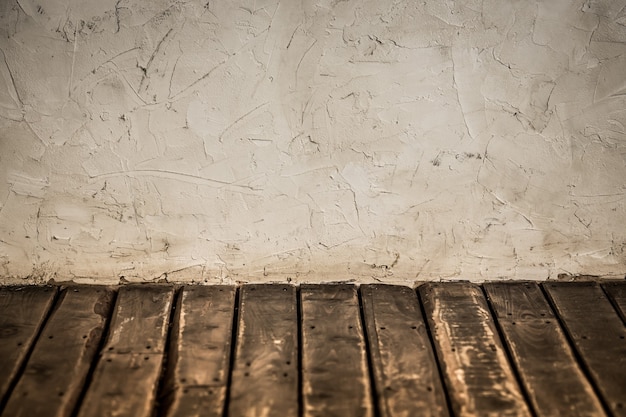 Intérieur avec vieux mur grunge et parquet