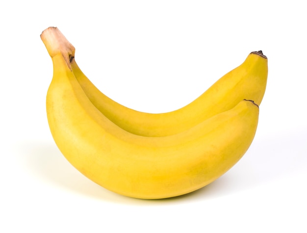 Isoler les bananes mûres sur fond blanc.