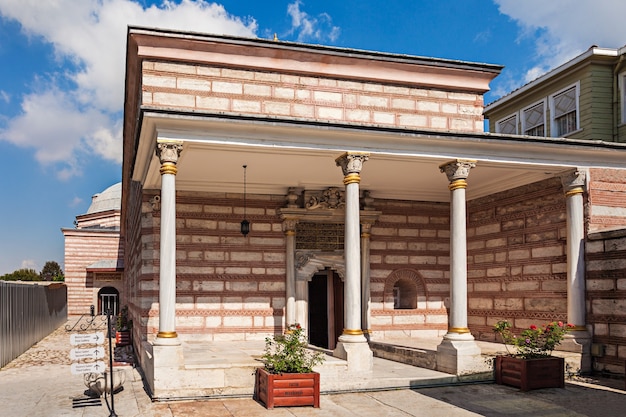 ISTANBUL, TURQUIE - 09 SEPTEMBRE 2014 : Musée du Tapis (Vakiflar Hali Muzesi) le 09 septembre 2014 à Istanbul, Turquie