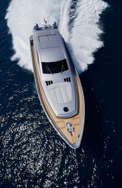 ITALIE Latium mer Tirrenian au large de la côte de FiumicinoRome vue aérienne du yacht de luxe Alfamarine 72'