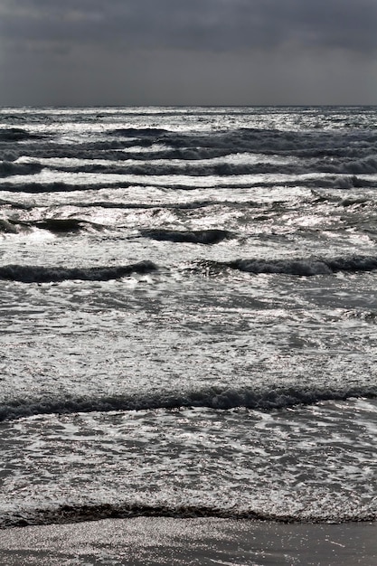 Italie Sicile Méditerranée mer agitée dans le canal de Sicile en hiver