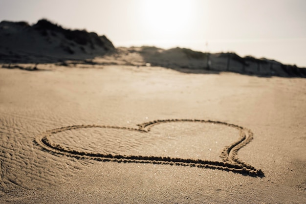 J'aime les dunes de sable de la plage et la lumière du soleil