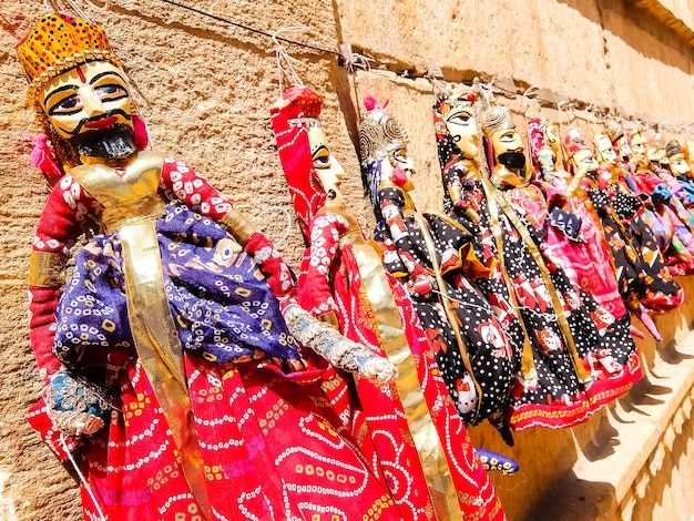 Jaisalmer Inde marionnettes traditionnelles du Rajasthan Kathputli dans la boutique de la rue