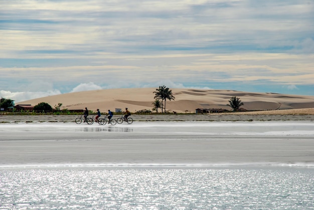 Jericoacoara est une plage vierge cachée derrière les dunes de la côte ouest de Jijoca de Jericoacoara, CearÃƒÂƒÃ‚Â¡, Brésil