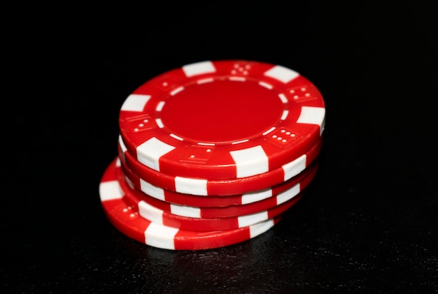 Jetons pour parier dans le jeu de cartes de poker