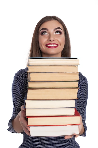 Jeune beauté femme avec des livres à fond blanc