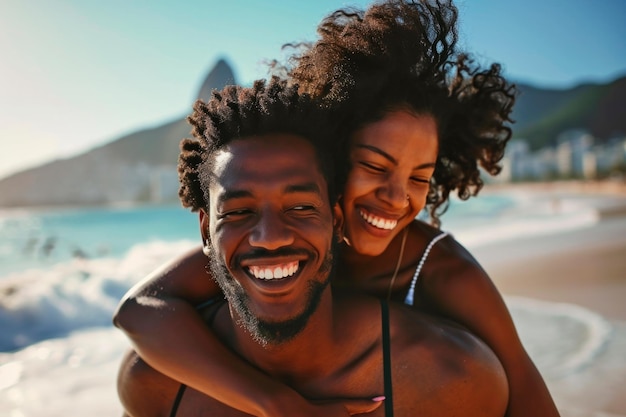 Un jeune couple brésilien noir en position de piggyback s'amusant