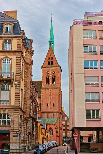 Jeune église Saint-Pierre, ou église protestante Saint-Pierre-le-Jeune au Quai Kellermann Quai dans le centre-ville de Strasbourg dans la région Grand Est du département du Bas Rhin, France