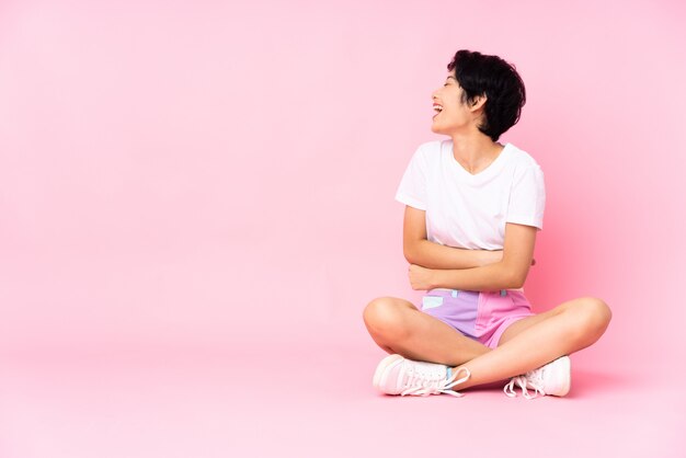 Jeune, femme asiatique, sur, isolé