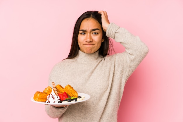 Jeune, femme asiatique, tenue, a, gaufre, être choqué