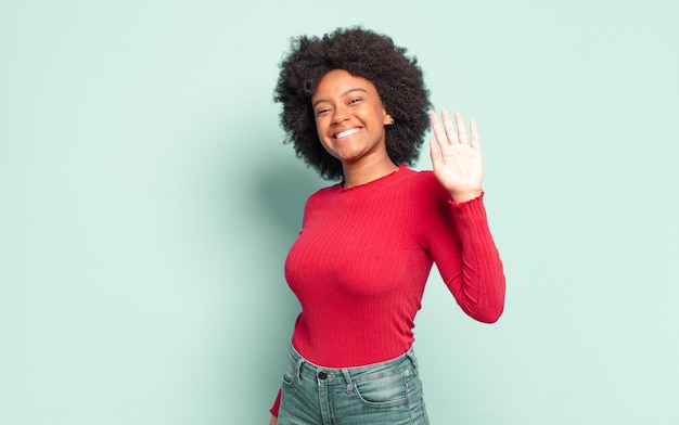 Jeune femme, à, coiffure afro