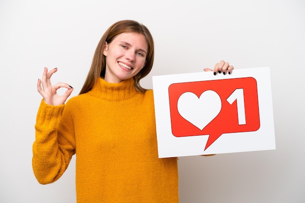 Jeune femme sur fond isolé