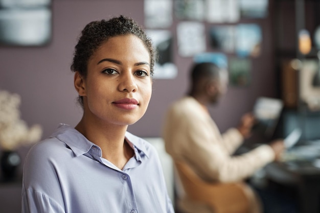 Jeune femme graphiste