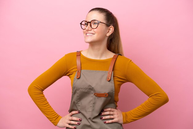 Jeune, femme, isolé, fond