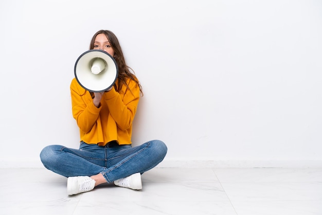 Jeune, femme, isolé, fond