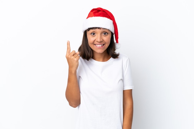 Jeune femme métisse célébrant Noël