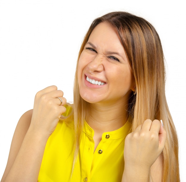 Jeune femme montrant plusieurs expressions, isolées sur blanc