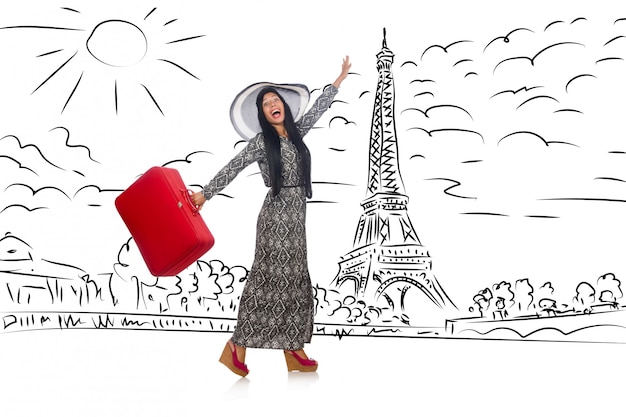 Jeune femme voyageant à Paris