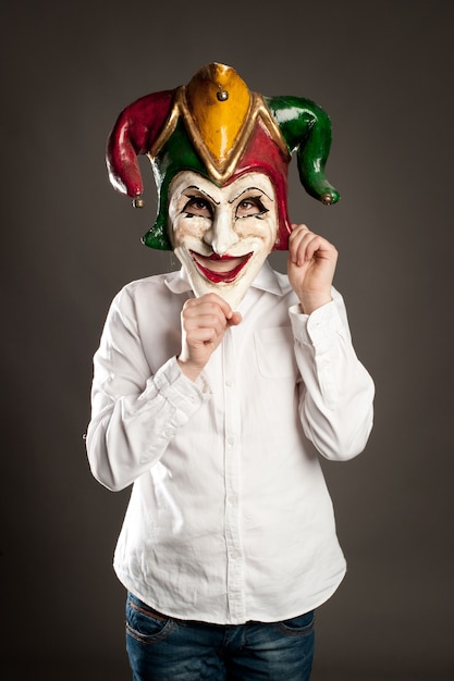 Jeune fille, tenue, masque carnaval