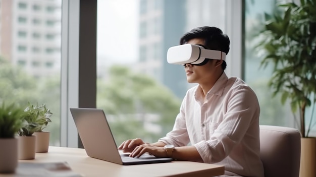 Un jeune homme asiatique portant un casque à lunettes portables