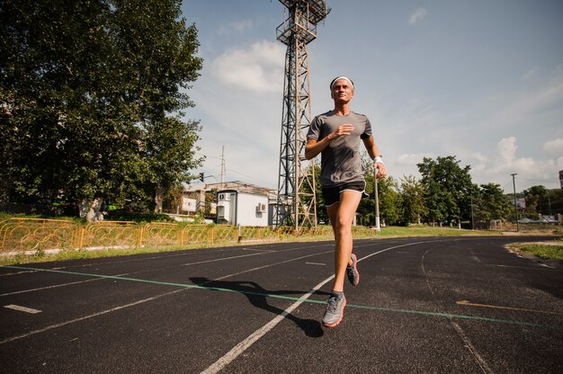 Jeune, jogging, courant, piste