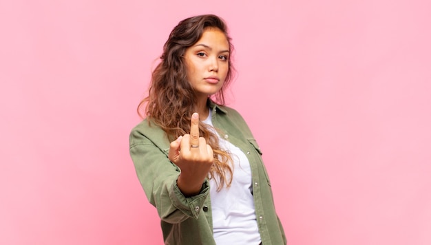 jeune jolie femme