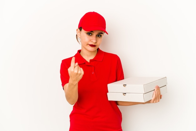 Jeune livreuse de pizza arabe maigre se mordant les ongles, nerveuse et très anxieuse.