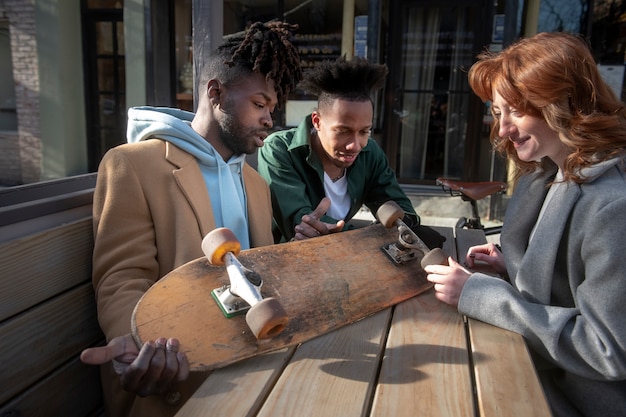 Photo les jeunes en mobilité durable