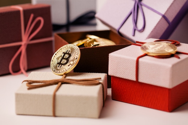 Joli Cadeau Bitcoin Dans Une Boîte Rouge