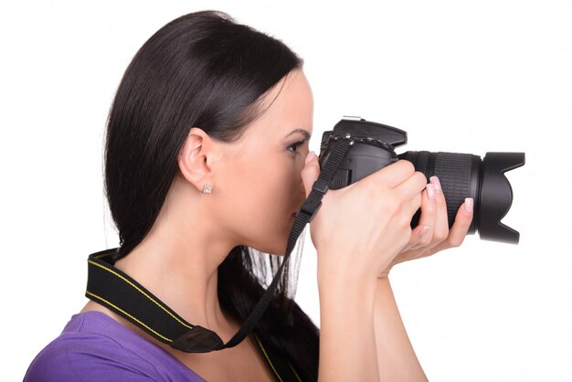 Jolie Femme Photographe Au Travail Dans Son Atelier.