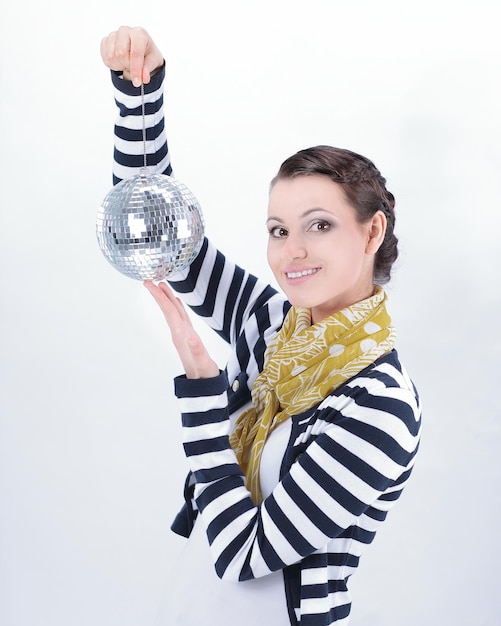 Jolie Jeune Femme Tenant Une Boule à Facettes