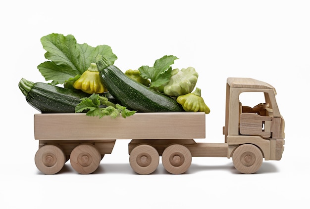 Jouet en bois pour enfants avec courgettes et courge pattypan