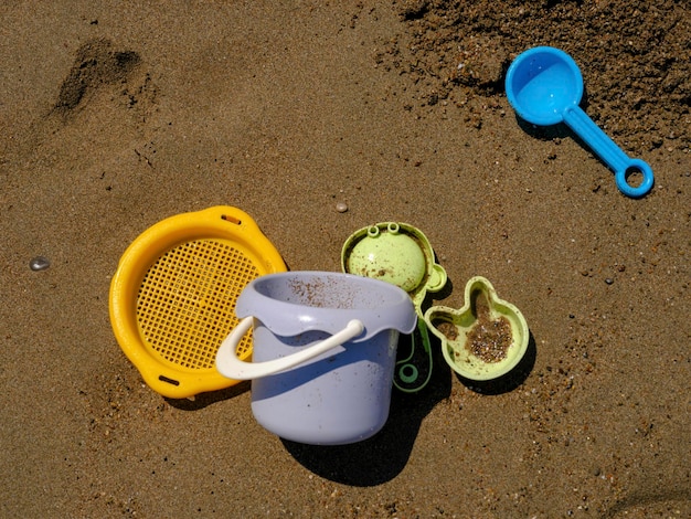 Jouets sur la plage