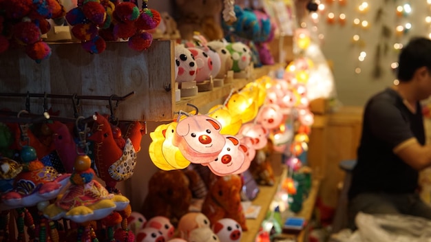 Jouets à vendre au marché