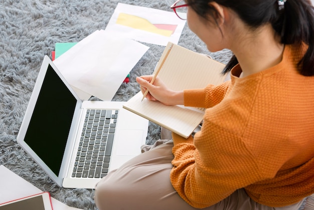 Journal d'écriture de femme