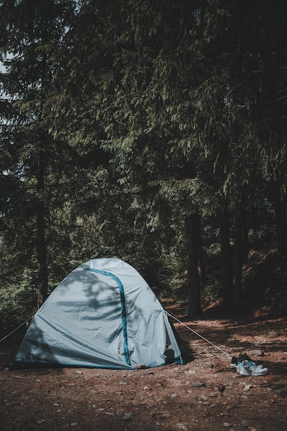 Une journée de camping fantastique dans une tente