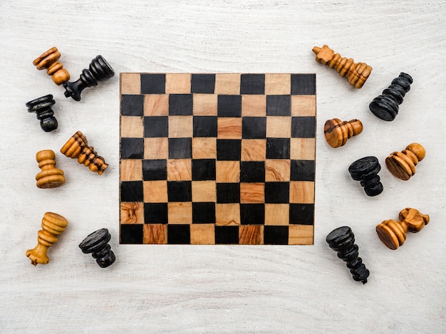 Journée internationale des échecs. Belle carte. Fermer