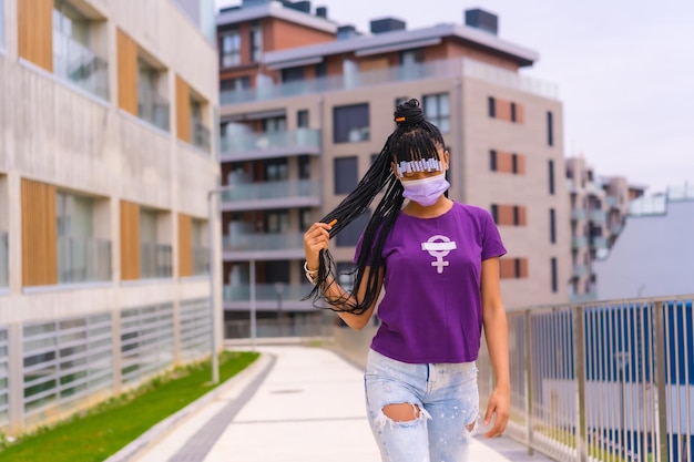 Journée internationale de la femme l'année de la pandémie de coronavirus covid19